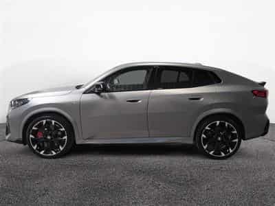 BMW X2 M35i (2024) - Photo 2