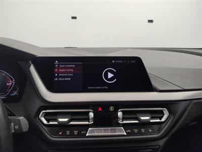 BMW 118 118iA Pack M NAVI / FULL LED / CUIR PARTIEL / CAMERA / JA18 (2023) - Photo 12