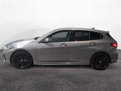 BMW 118 118iA Pack M NAVI / FULL LED / CUIR PARTIEL / CAMERA / JA18 (2023) - Photo 3