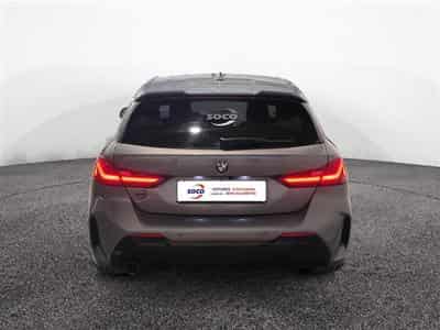 BMW 118 118iA Pack M NAVI / FULL LED / CUIR PARTIEL / CAMERA / JA18 (2023) - Photo 5