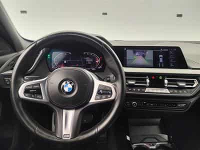 BMW 118 118iA Pack M NAVI / FULL LED / CUIR PARTIEL / CAMERA / JA18 (2023) - Photo 9