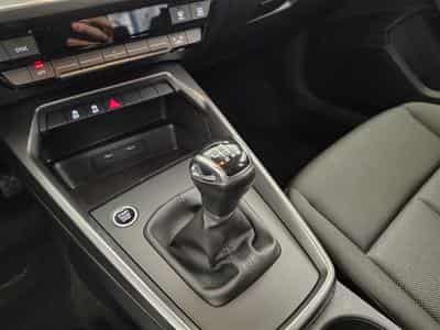 Audi A3 Sportback 30 TFSI Attraction NAVI/FULL LED/JA16/PDC (2023) - Photo 12