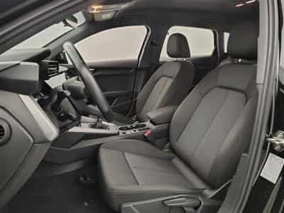 Audi A3 Sportback 30 TFSI Attraction NAVI/FULL LED/JA16/PDC (2023) - Photo 7