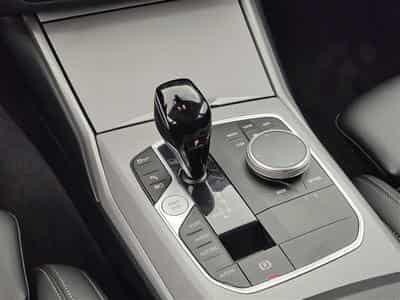 BMW 330 Touring 330e PHEV/S-CUIR/NAVI/FULL LED/JA17/PDC (2021) - Foto 12