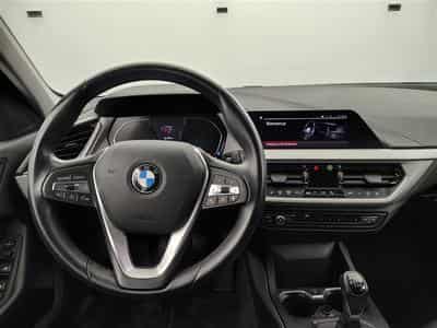 BMW 116 116 d Business Line NAVI / FULL LED / ALU / PDC (2021) - Photo 9