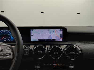 Mercedes A 160 A 160 Business NAVI/PDC AV AR (2022) - Photo 11