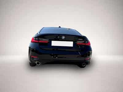 BMW 318 (2024) - Photo 2