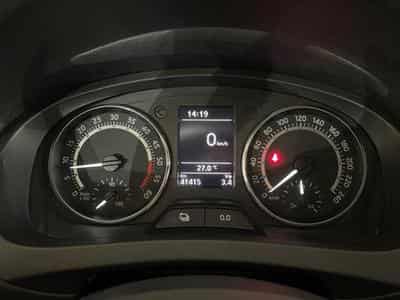 Skoda Rapid 1.6 TDI MONTE CARLO (2015) - Photo 2