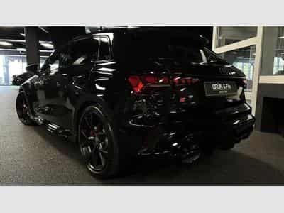 Audi RS3 (2025) - Photo 9