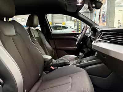 Audi A1 A1 40 TFSi 2.0 200cv Auto S-LINE Navig/SiègCh/ClimaA (2019) - Photo 8