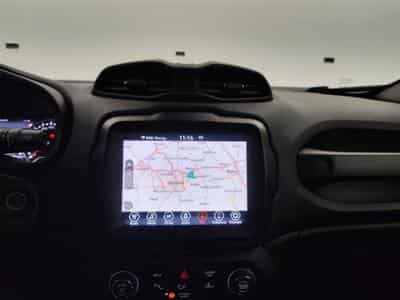 Jeep Renegade 1.5 T4 MHEV Altitude DCT (EU6.4) (2023) - Photo 11