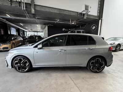 VW Golf Golf VIII Lim. 1.5 eTSI R-Line (2025) - Foto 4