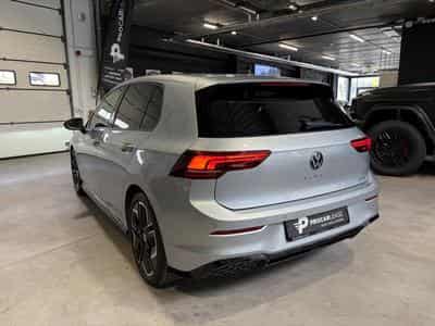 VW Golf Golf VIII Lim. 1.5 eTSI R-Line (2025) - Foto 5