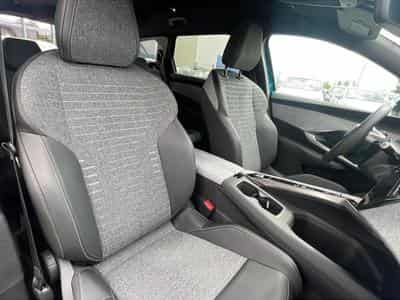 Peugeot 5008 HYBRID 145 ALLURE E-DCS6 (2025) - Foto 14