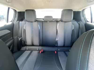 Peugeot 308 1.5 BLUEHDI 130 ALLURE EAT8 (2025) - Foto 15