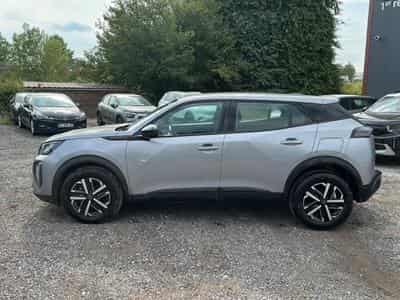 Peugeot 2008 1.2 HYBRID 145 STYLE E-DCS6 (2025) - Foto 8