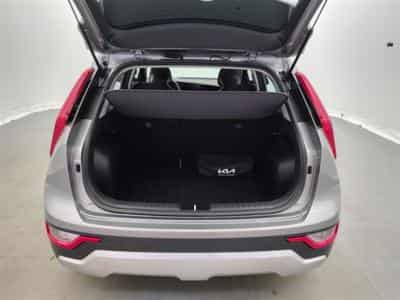 Kia Niro HEV 1.6 GDi Pure DCT (2023) - Photo 15