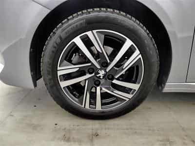Peugeot 208 1.2i PureTech Allure CLIM/NAVI/CAMERA/CUIR (2020) - Photo 6