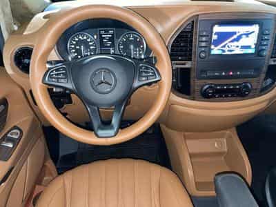 Mercedes Vito 2.0 Vito TOURER EDITION VIP 8 PLACES (2023) - Photo 6