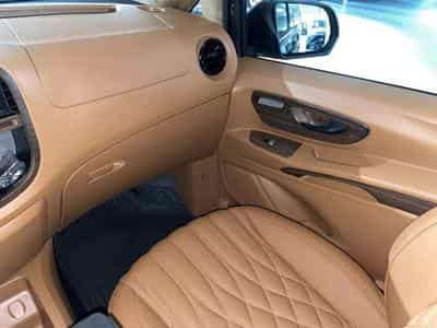 Mercedes Vito 2.0 Vito TOURER EDITION VIP 8 PLACES (2023) - Photo 9