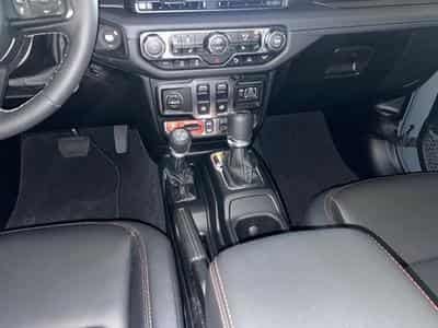 Jeep Wrangler 2.0 T-GDi RUBICON JL 2-DOOR (2026) - Photo 10