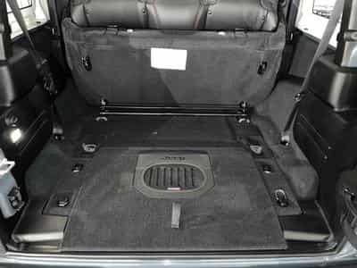 Jeep Wrangler 2.0 T-GDi RUBICON JL 2-DOOR (2026) - Photo 13