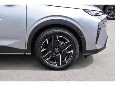 Peugeot 5008 Hybrid 145 Allure e-DCS6 ACC CAM360 JA19 NEUF (2026) - Photo 5