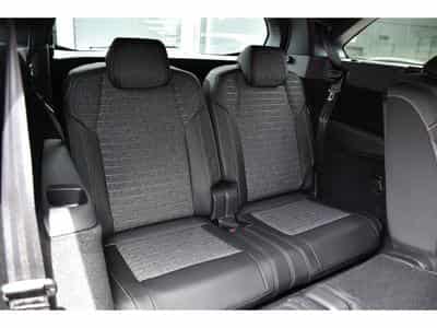 Peugeot 5008 Hybrid 145 Allure e-DCS6 ACC CAM360 JA19 NEUF (2026) - Photo 9