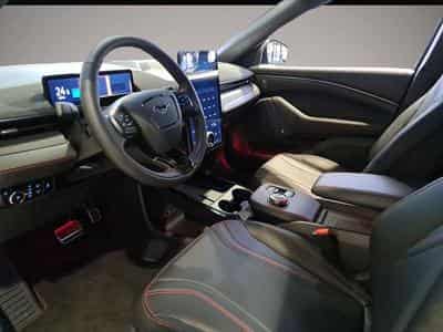 Ford Mustang Mach-E (2023) - Foto 4
