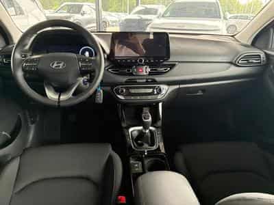 Hyundai i30 1.5 GDI 97 Comfort (2025) - Photo 6