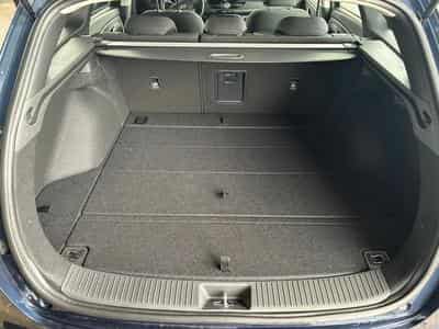 Hyundai i30 1.5 GDI 97 Comfort (2025) - Photo 9