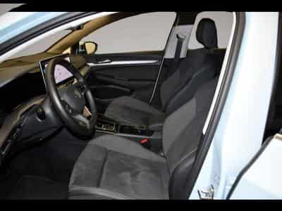 VW Golf (2025) - Photo 3