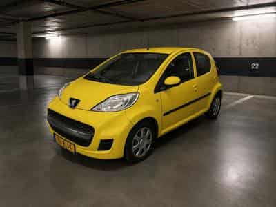 Peugeot 107 1.0 Filou Clim (2011) - Photo 1
