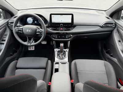 Hyundai i30 1.5 T-GDI 150 DCT N-Line (2026) - Photo 11