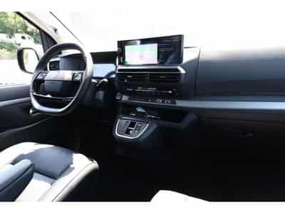Peugeot Traveller 2.0 BlueHDI 180 AT8 Allure L2 (2025) - Photo 9
