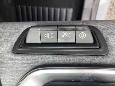 Renault Clio 1.5 dCi 101  Evolution (2025) - Photo 12