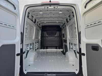 VW Crafter Kasten 35 mittellang FWD (2026) - Photo 14