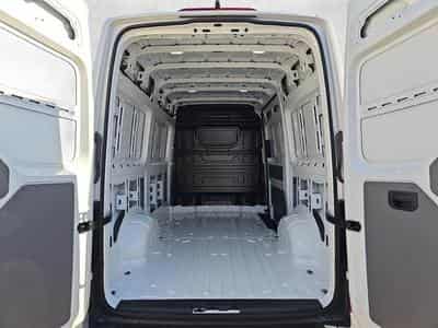 VW Crafter Kasten 35 mittellang FWD (2026) - Photo 14