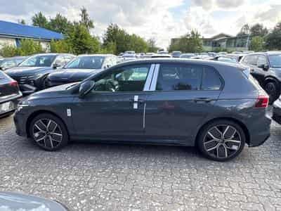 VW Golf R-Line Limited (2026) - Photo 2