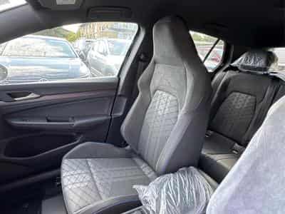VW Golf R-Line Limited (2026) - Photo 15