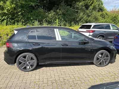 VW Golf R-Line Limited (2026) - Photo 6
