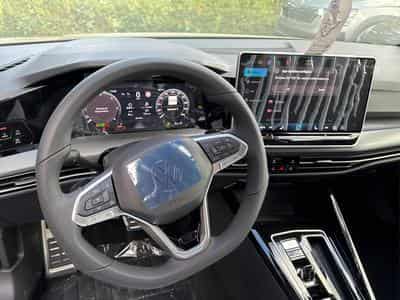 VW Golf R-Line Limited (2026) - Photo 12