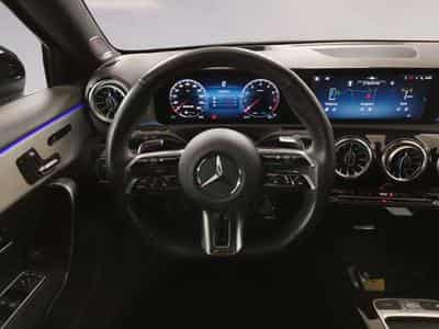 Mercedes Autres A 35 AMG (2024) - Photo 10