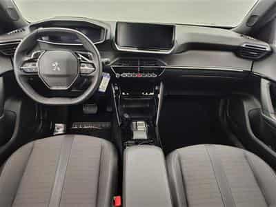Peugeot 2008 1.2 PureTech 130cv EAT8 Allure NAVI / FULL LED / CAMERA (2023) - Photo 8
