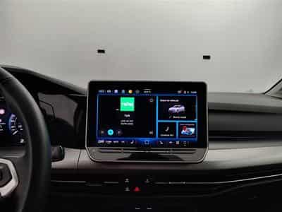 VW Golf 1.5 TSI 115cv Life CARPLAY / FULL LED / PDC AV+AR / JA 16" (2025) - Photo 11