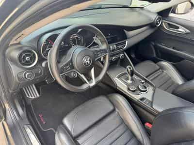 Alfa-Romeo Giulia Giulia Veloce Q4 /211 CV /19/PANO/CAMERA/CUIR/VOLL (2019) - Photo 6