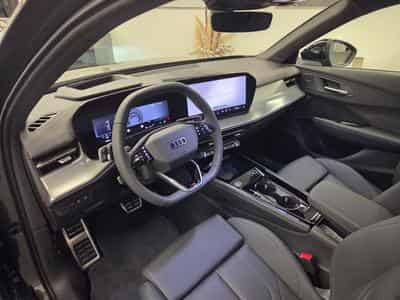 Audi Q3 SUV S Line 195 kW / 265 CV TFSI quattro S tronic (2026) - Foto 4