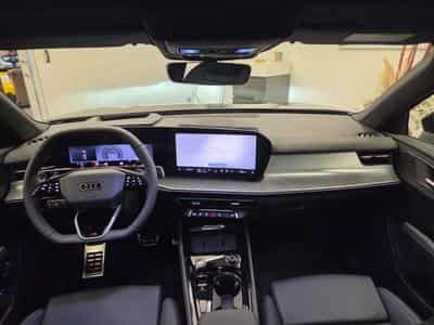 Audi Q3 SUV S Line 195 kW / 265 CV TFSI quattro S tronic (2026) - Foto 6