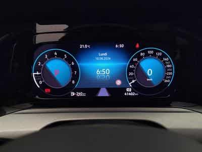 VW Golf 1.0 eTSI Life DSG NAVI / FULL LED / CARPLAY (2023) - Photo 10