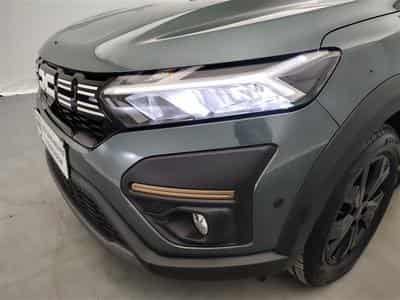 Dacia Jogger Hybrid 1.6 Extreme 7PL / NAVI / CARPLAY / CAMERA (2025) - Photo 15